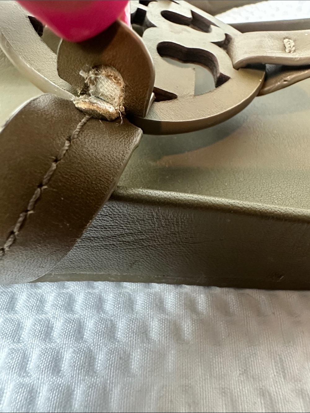 Tory Burch  Thong Sandals in Olive Brown - Picture 14 of 14